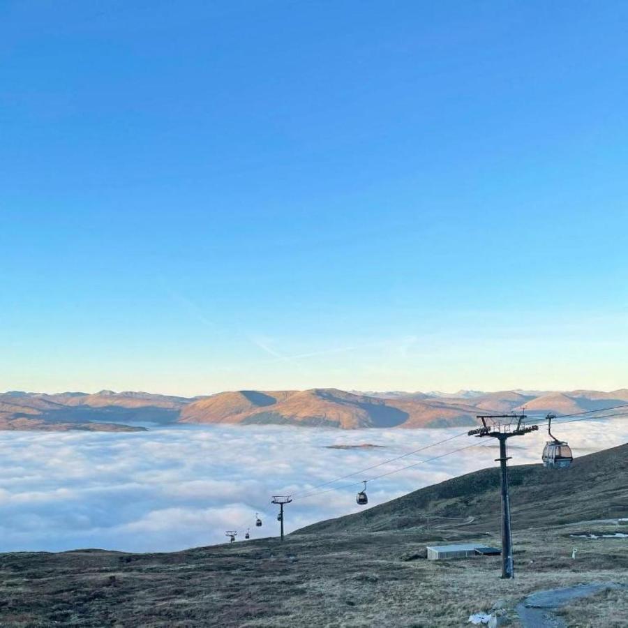 The Base Camp Hotel, Nevis Range Fort William Esterno foto