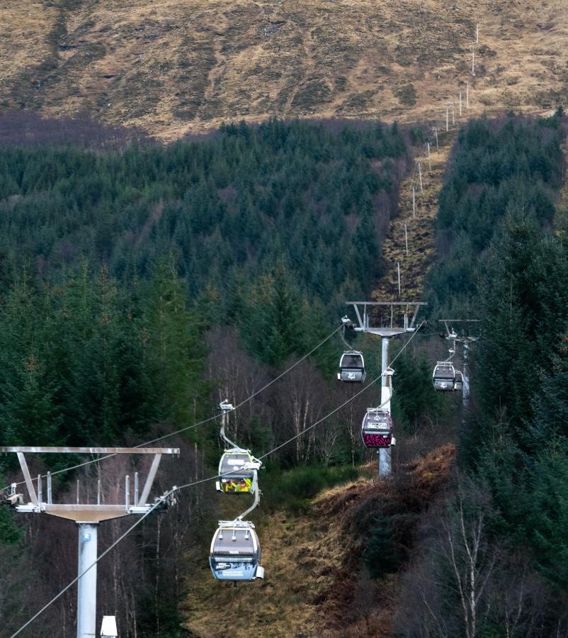 The Base Camp Hotel, Nevis Range Fort William Esterno foto